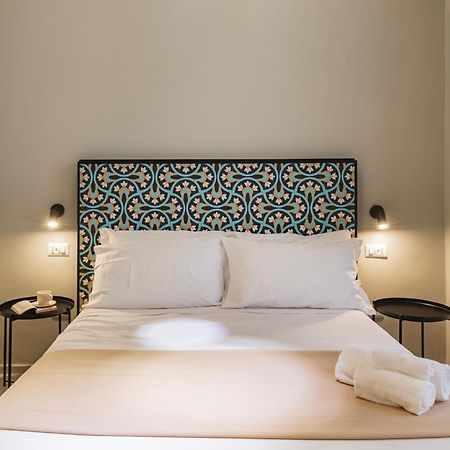 Almica24 Hotel Bari Luaran gambar