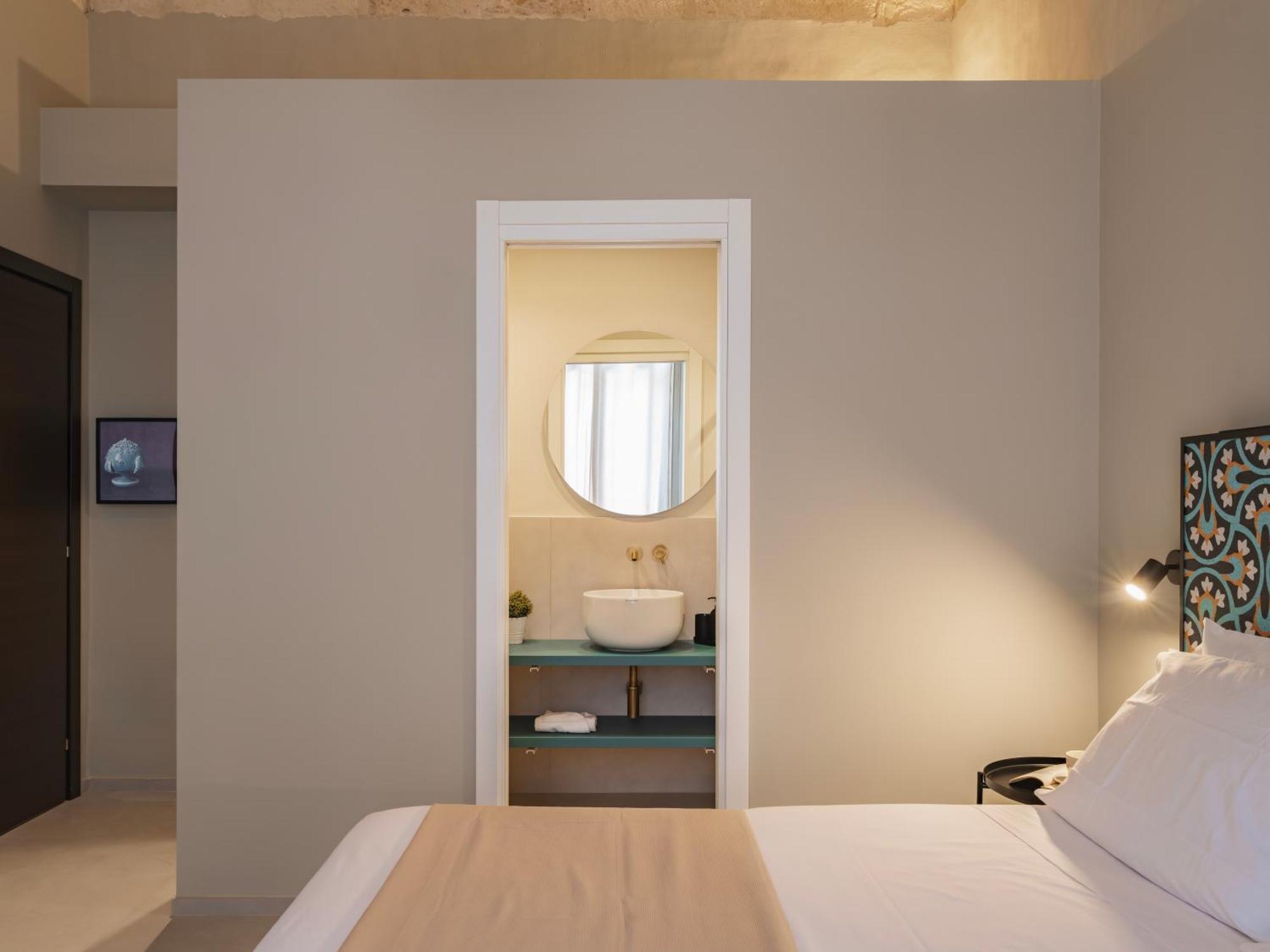 Almica24 Hotel Bari Luaran gambar