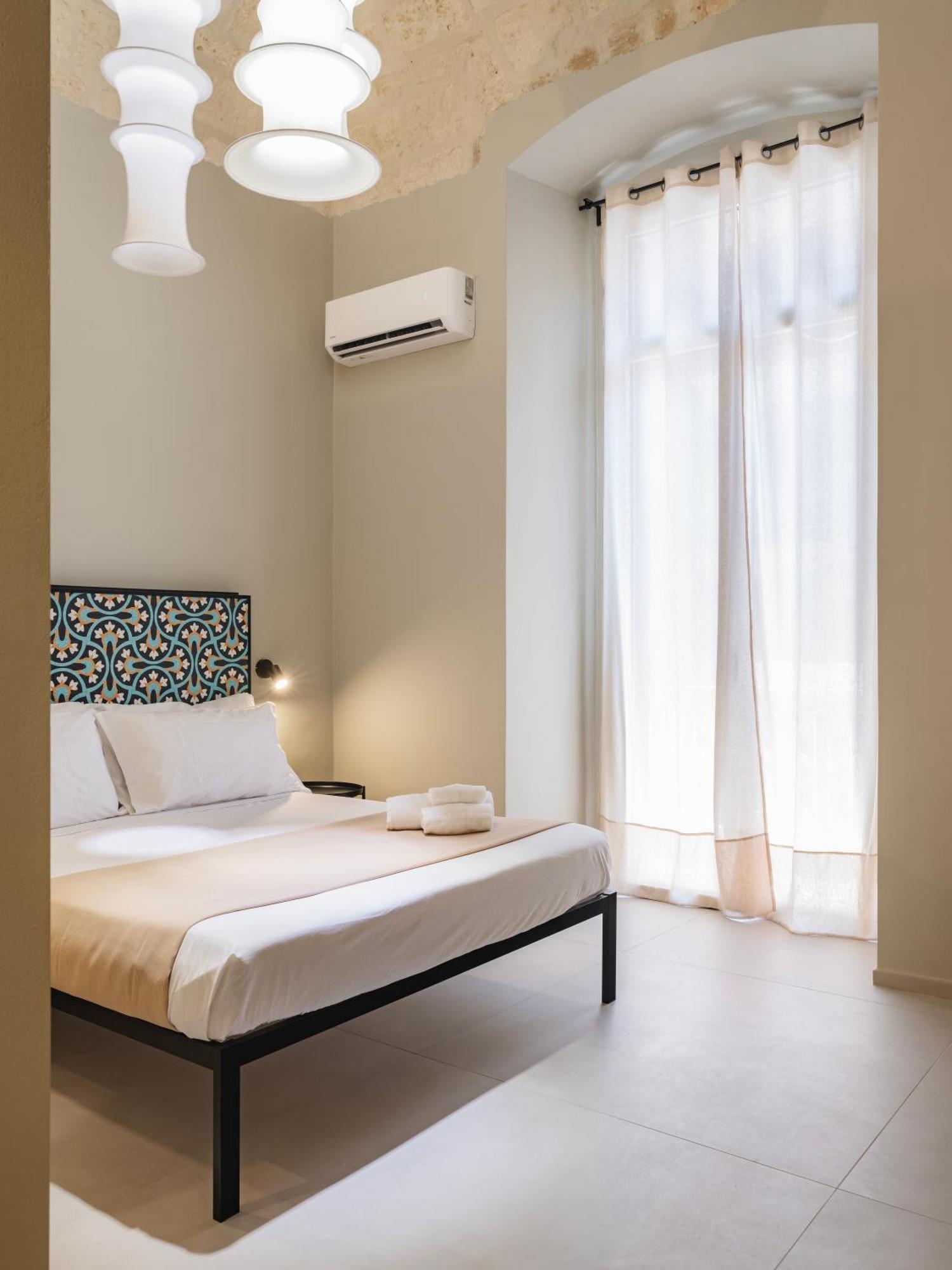 Almica24 Hotel Bari Luaran gambar