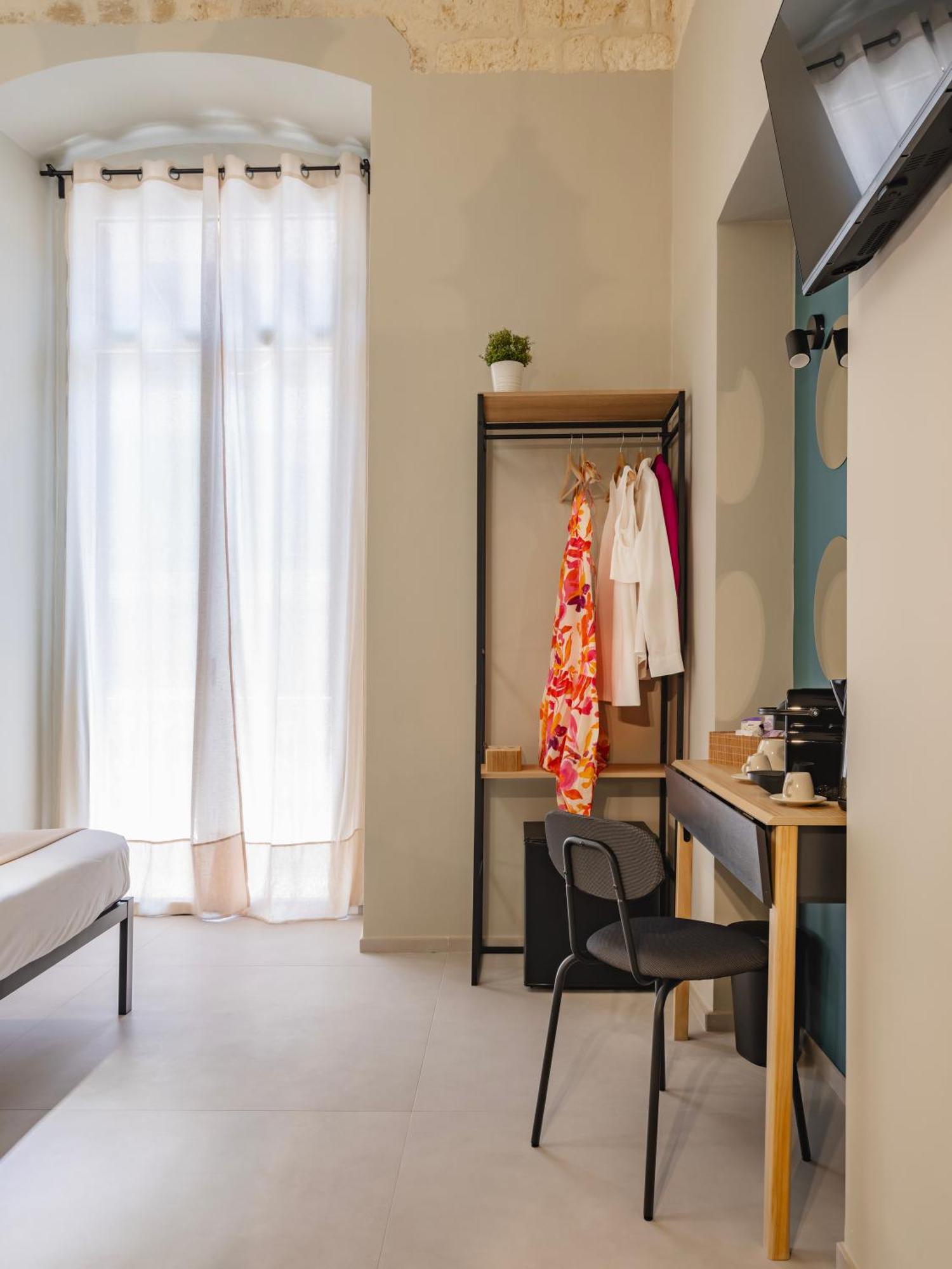 Almica24 Hotel Bari Luaran gambar