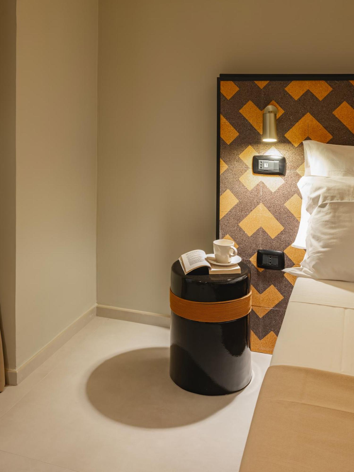 Almica24 Hotel Bari Luaran gambar