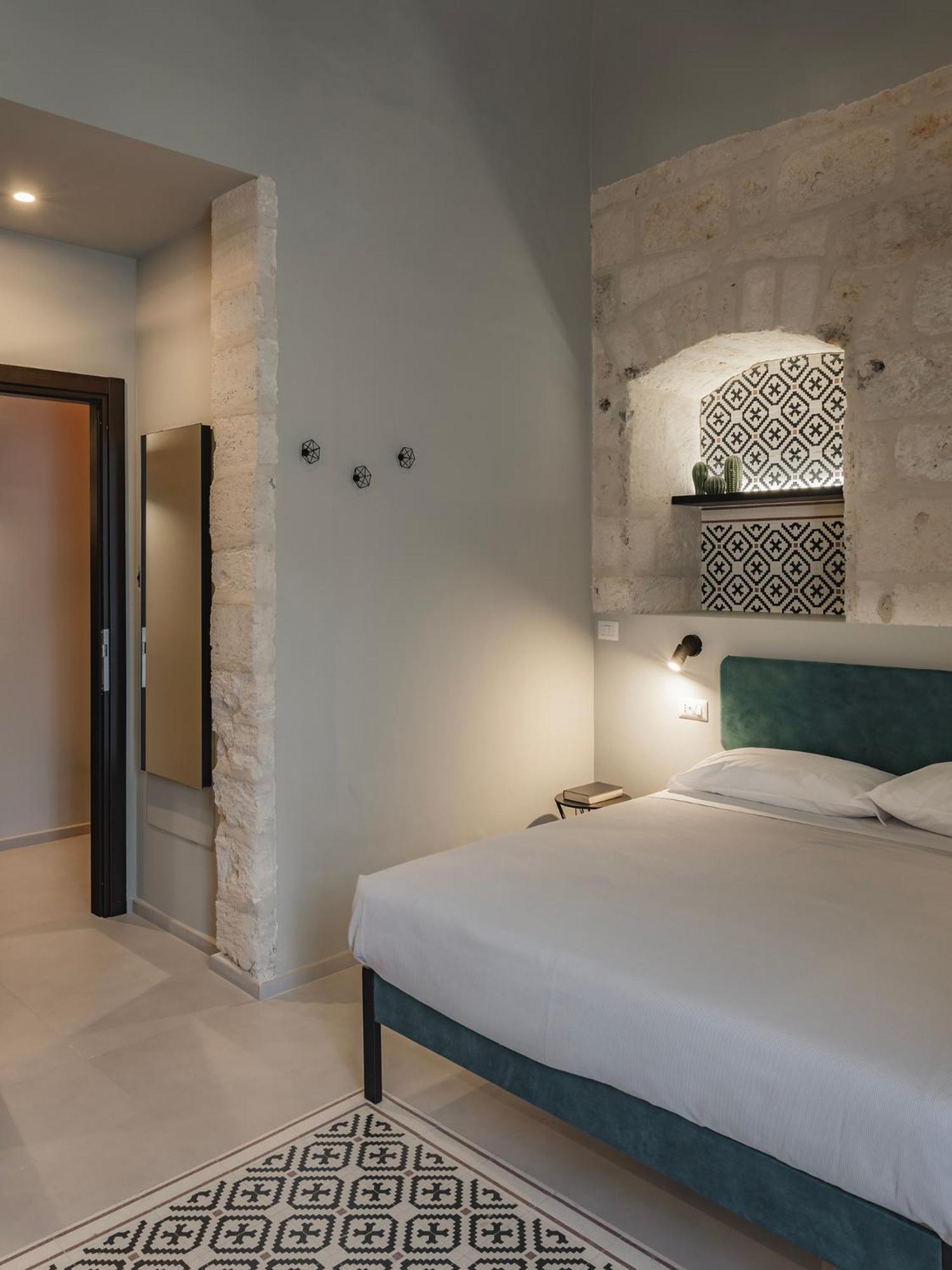 Almica24 Hotel Bari Luaran gambar